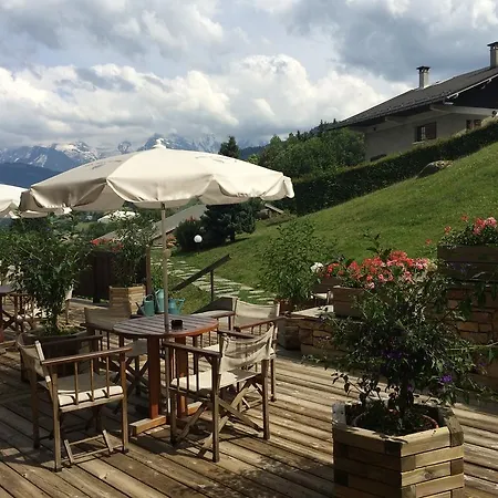 Hotel Aux Ducs De Savoie 4*