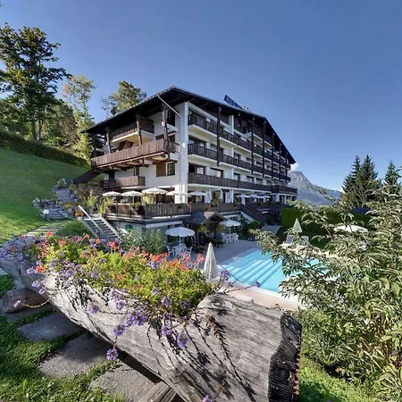 Aux Ducs De Savoie Hotel