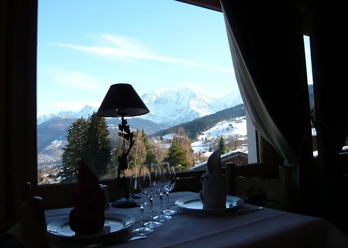 Hotel Aux Ducs De Savoie 4*