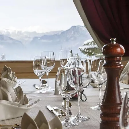 Aux Ducs De Savoie