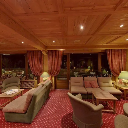 Aux Ducs De Savoie Szálloda Combloux